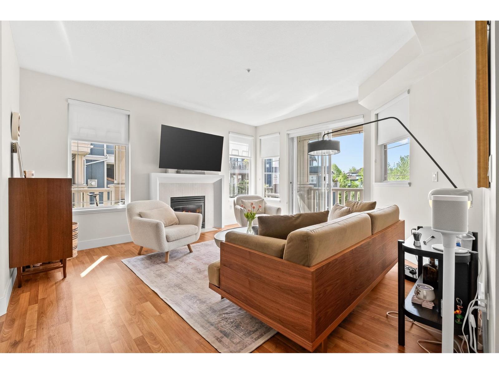 314 15368 16A Avenue - photo 2