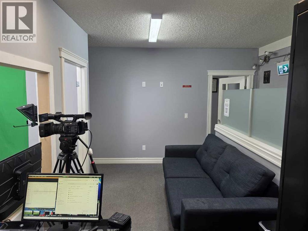 209, 4656 Westwinds Drive NE, Calgary — photo 2