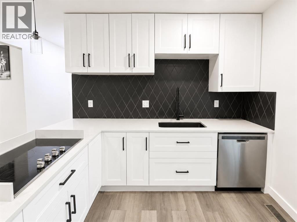 1317 17 Avenue S - 5