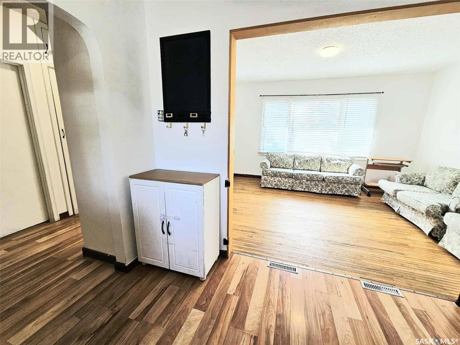 35 Reaman AVENUE - 7