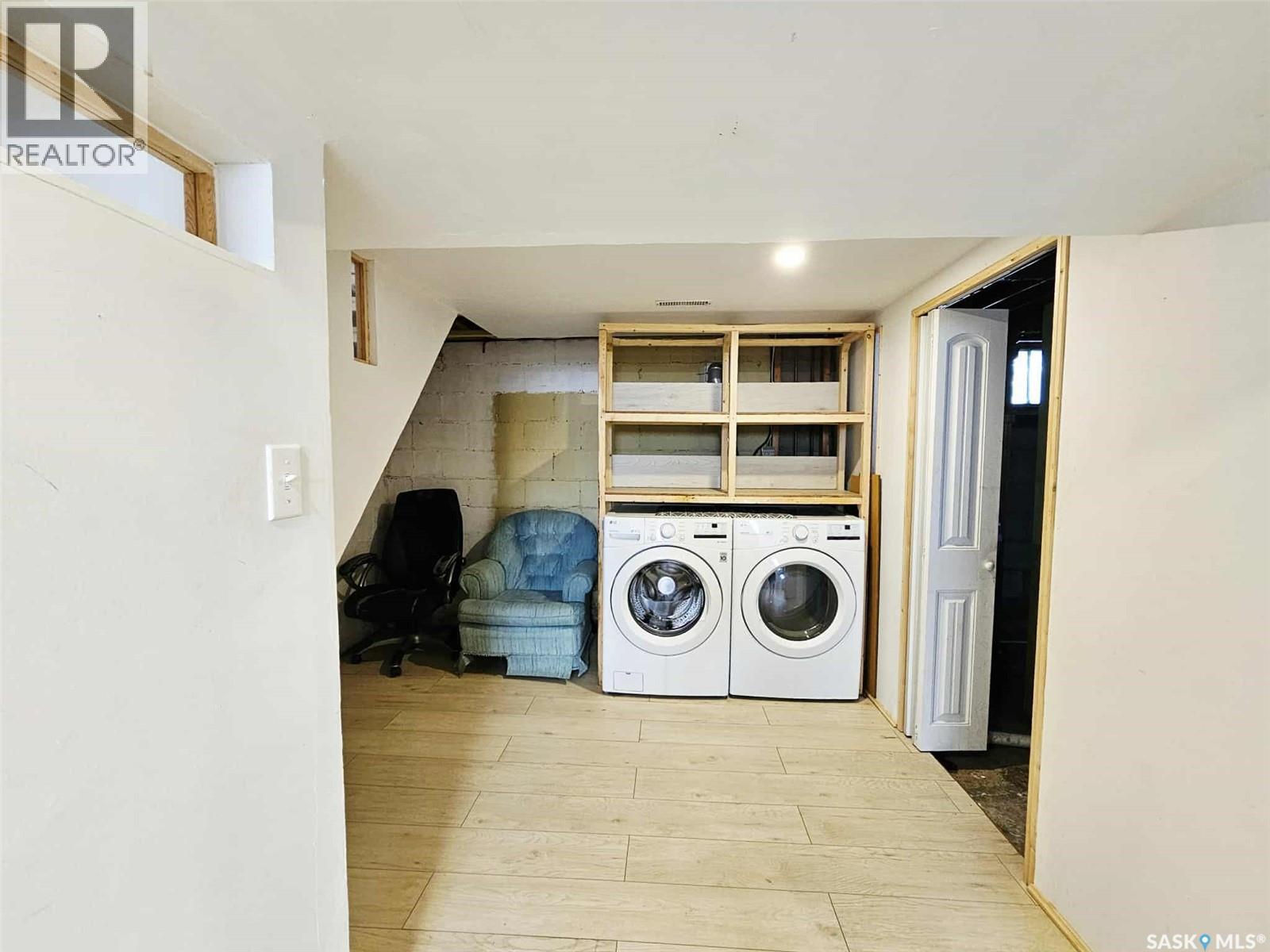 35 Reaman AVENUE - 24