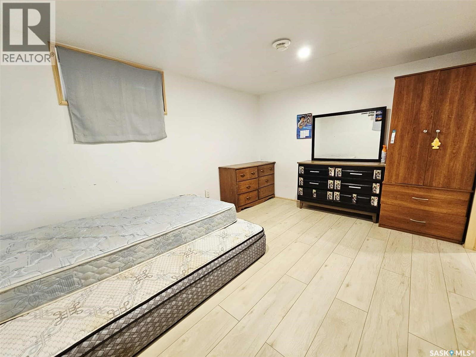 35 Reaman AVENUE - 30