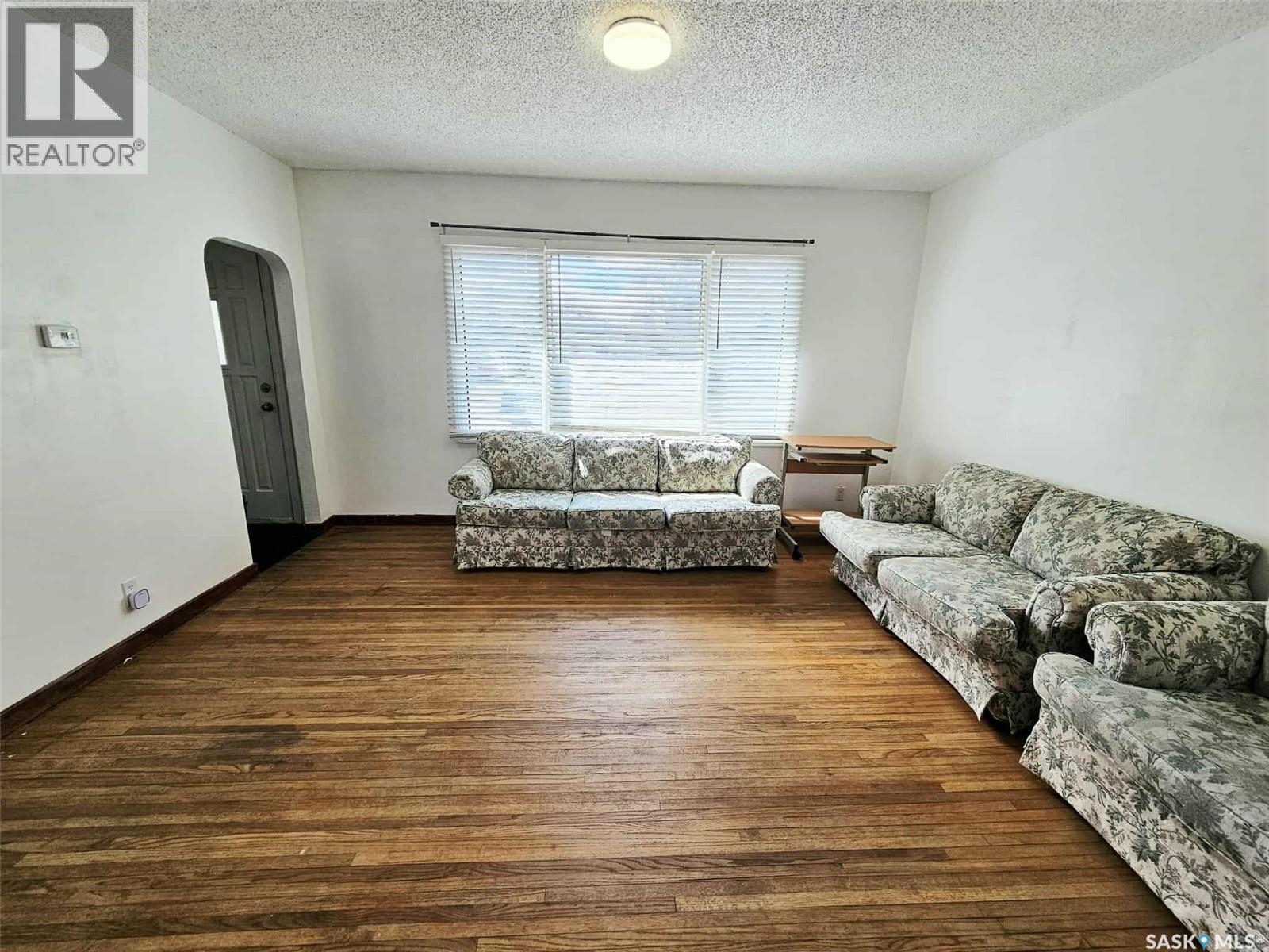35 Reaman AVENUE - 6