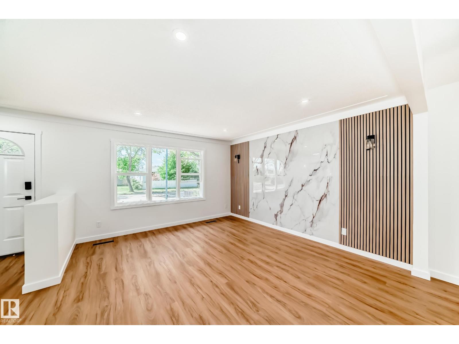 4842 116ave NW - 12