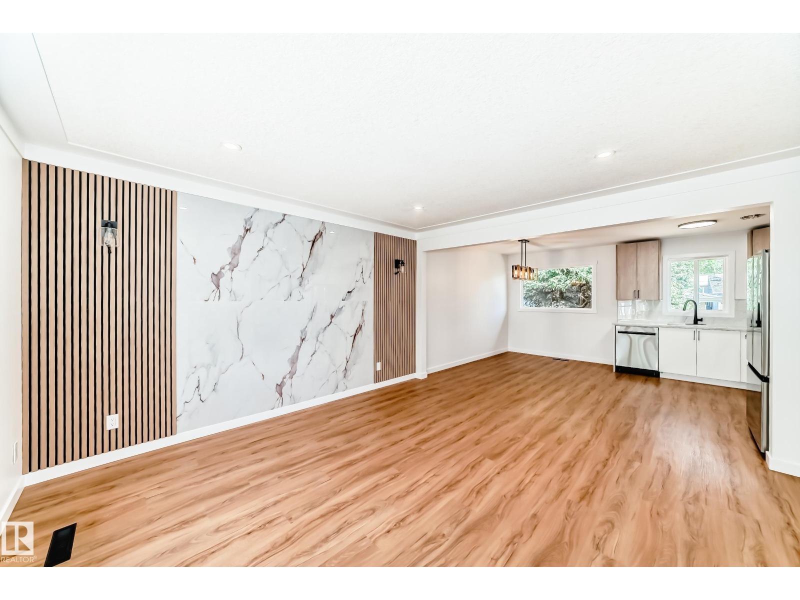 4842 116ave NW - 15