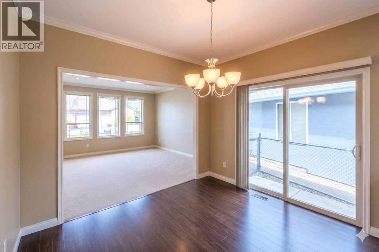 6679 OXBOW Crescent, Oliver