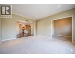  6679 OXBOW Crescent, Oliver