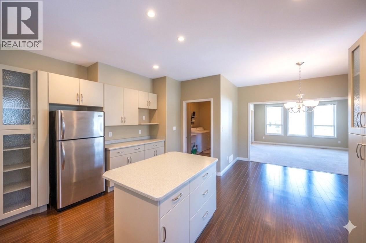 6679 OXBOW Crescent, Oliver