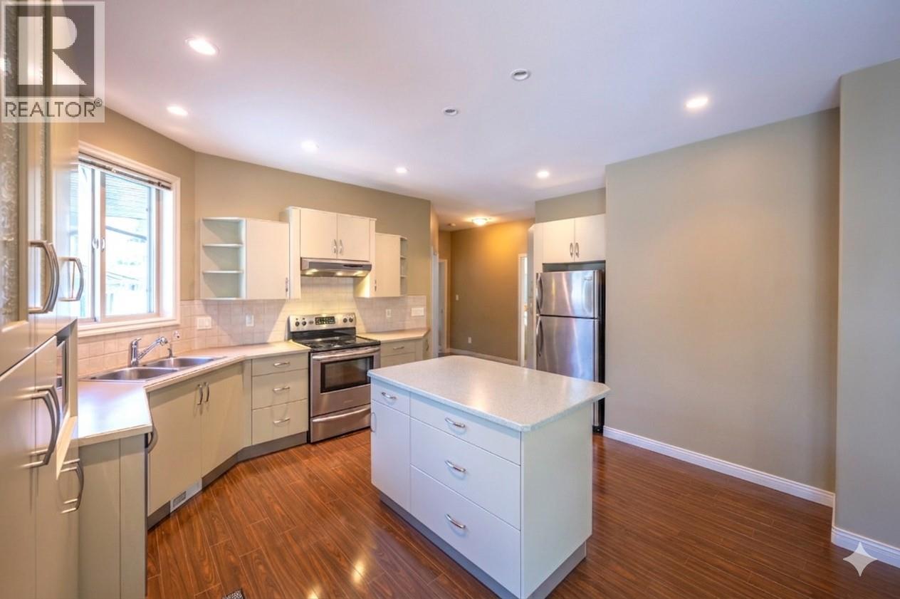 6679 OXBOW Crescent, Oliver
