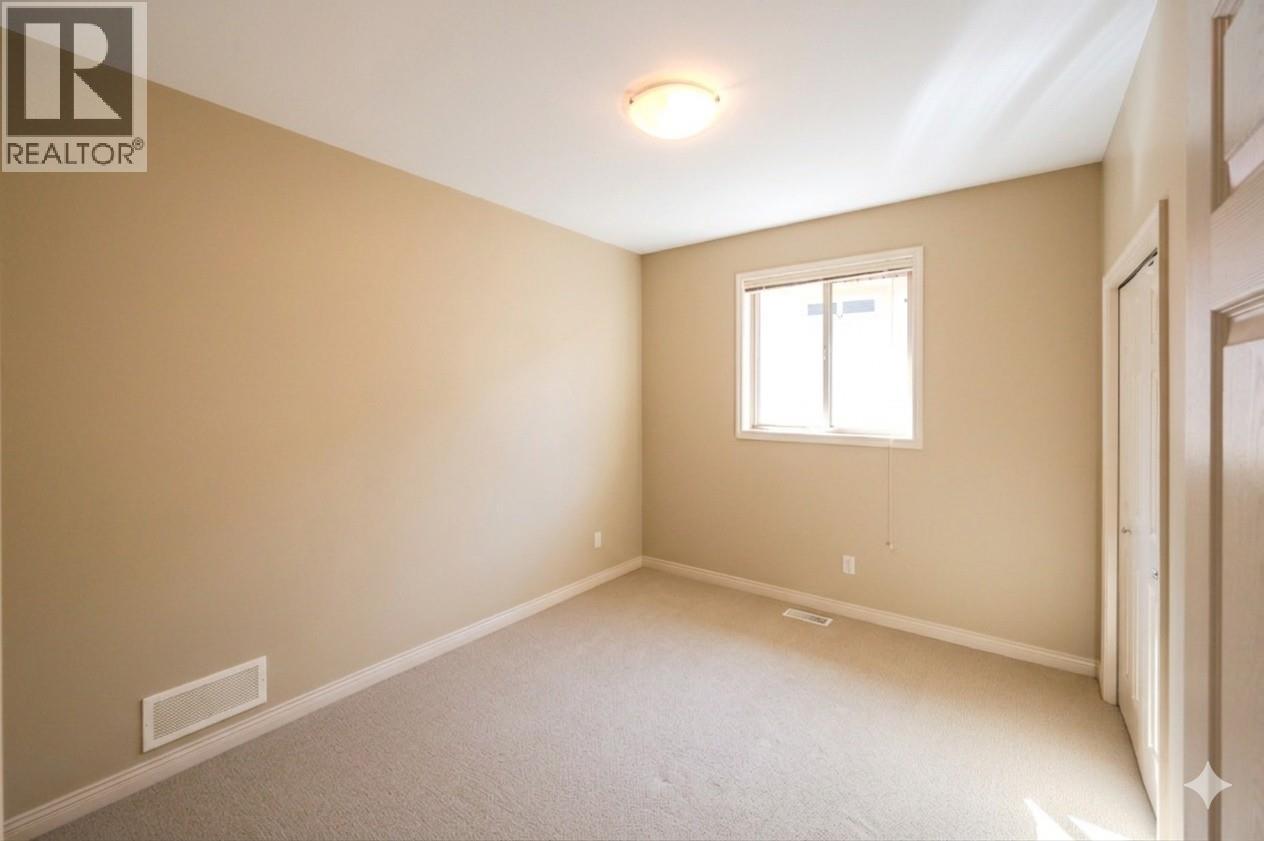 6679 OXBOW Crescent, Oliver