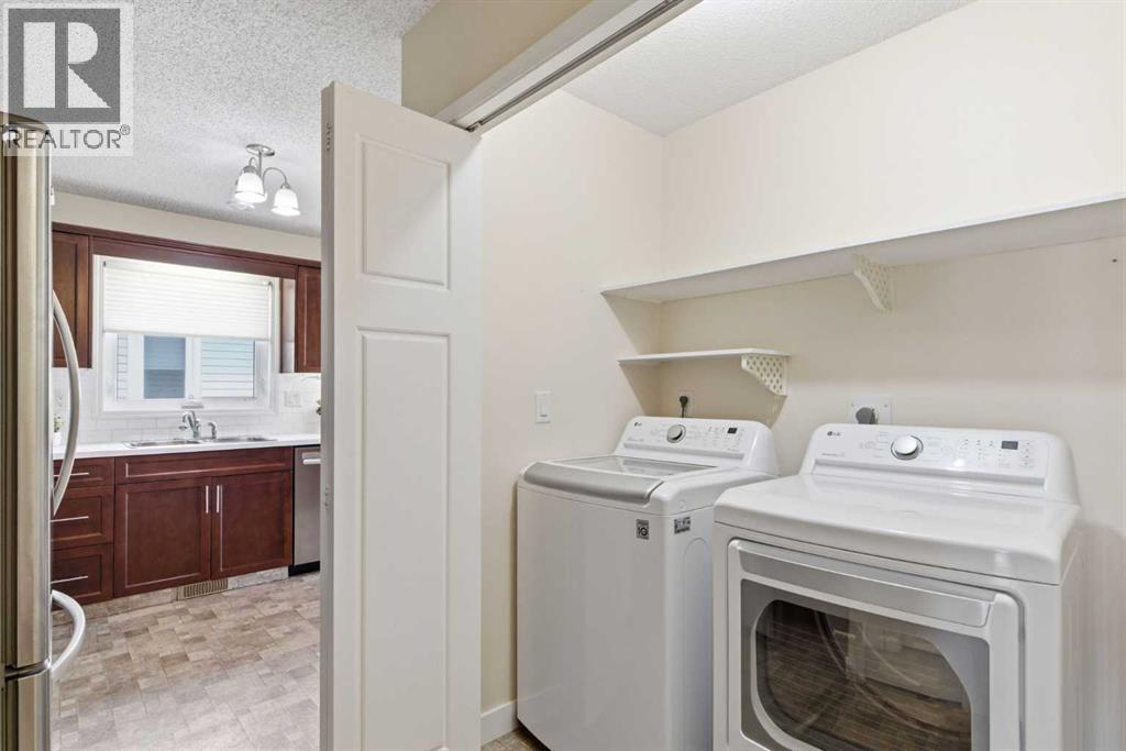 34 Vandoos Gardens NW - 19