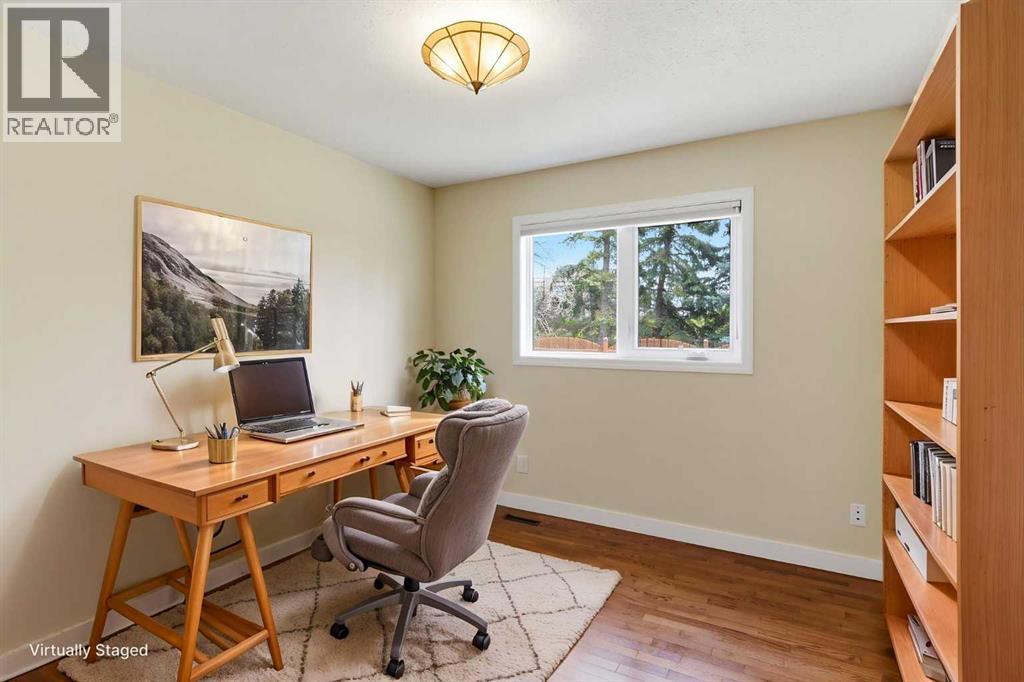 34 Vandoos Gardens NW - 22