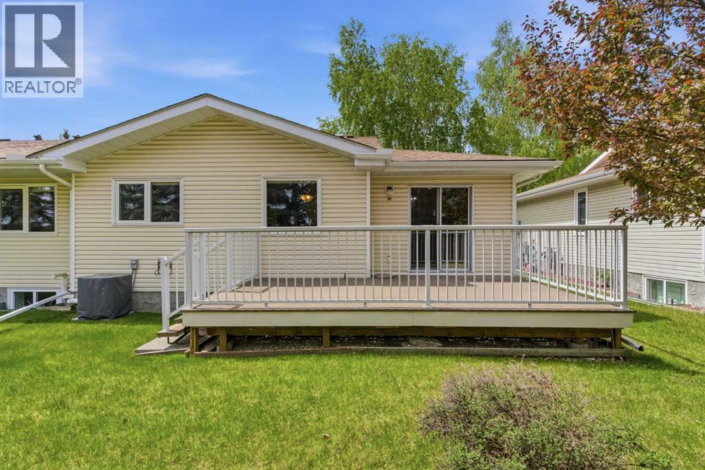 34 Vandoos Gardens NW - 40
