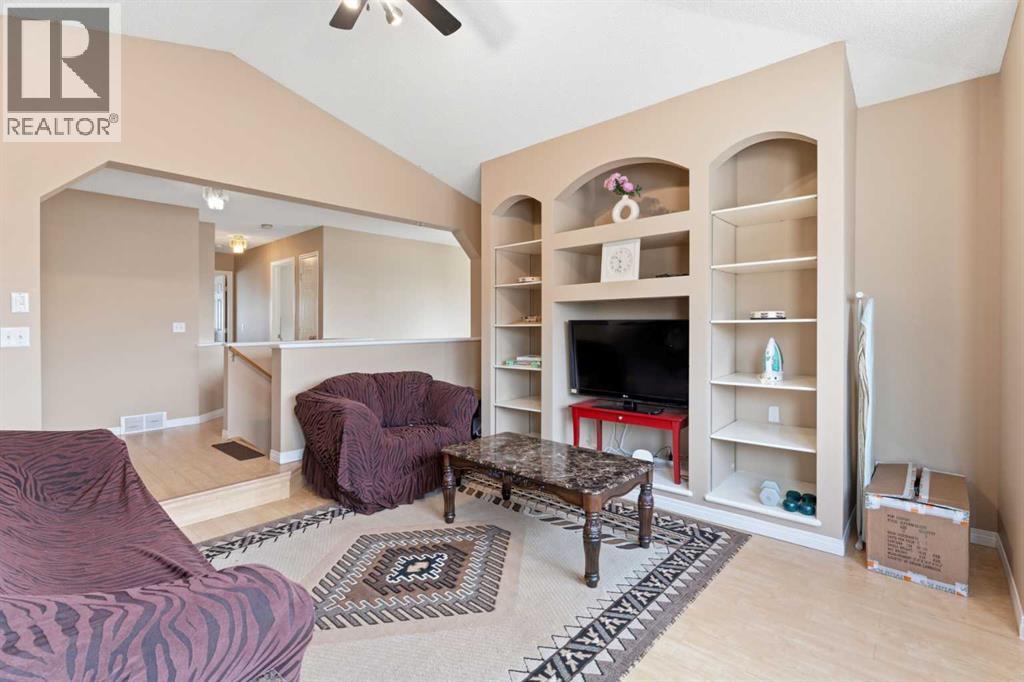 21 Panamount Crescent NW - 14