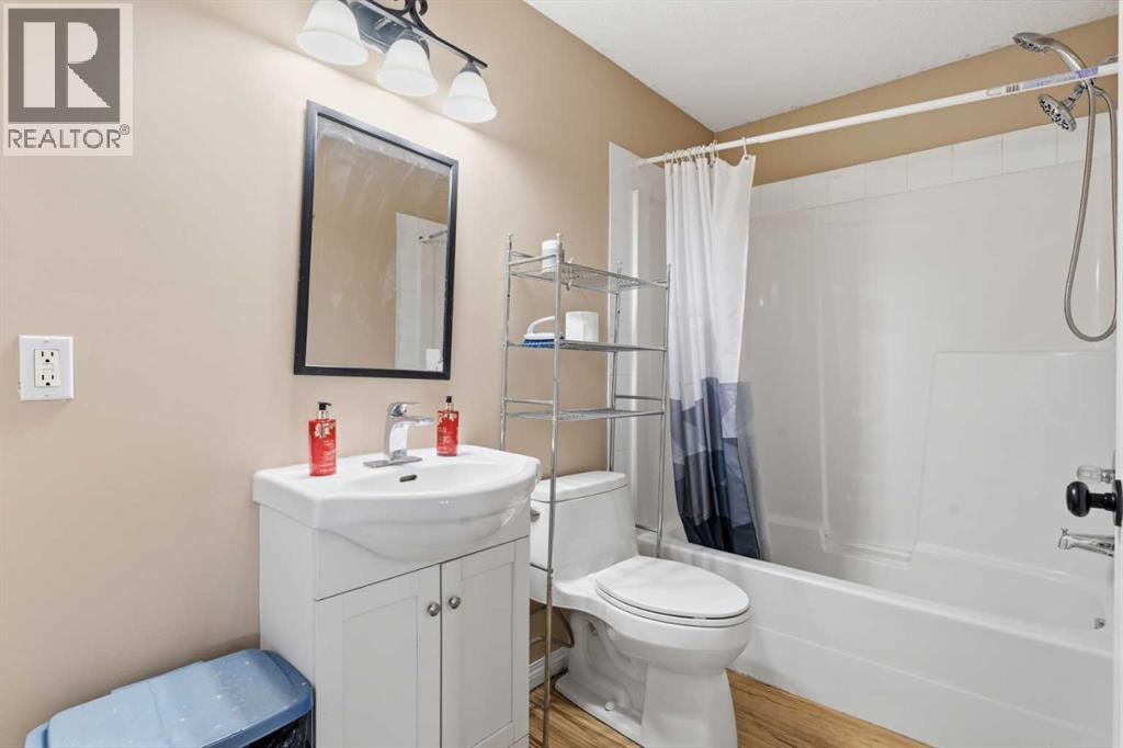 21 Panamount Crescent NW - 30