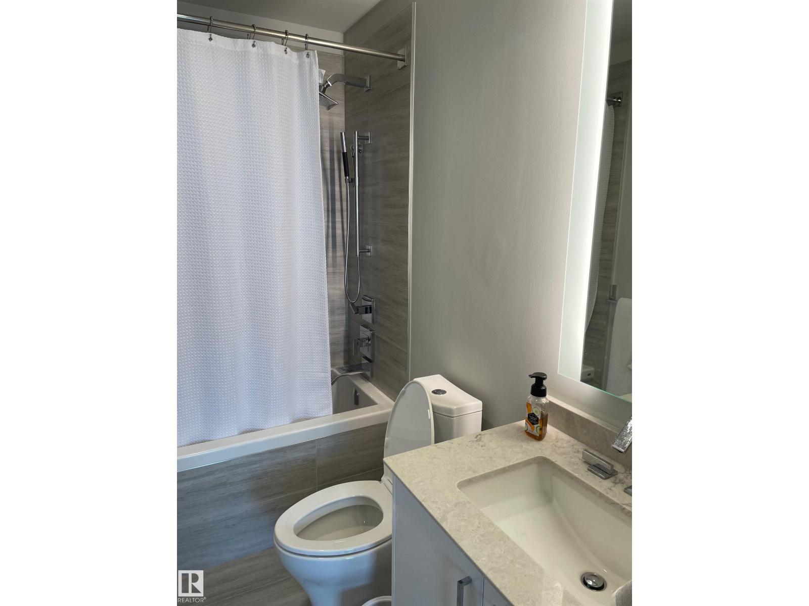 #3701 10360 102 ST NW - 15