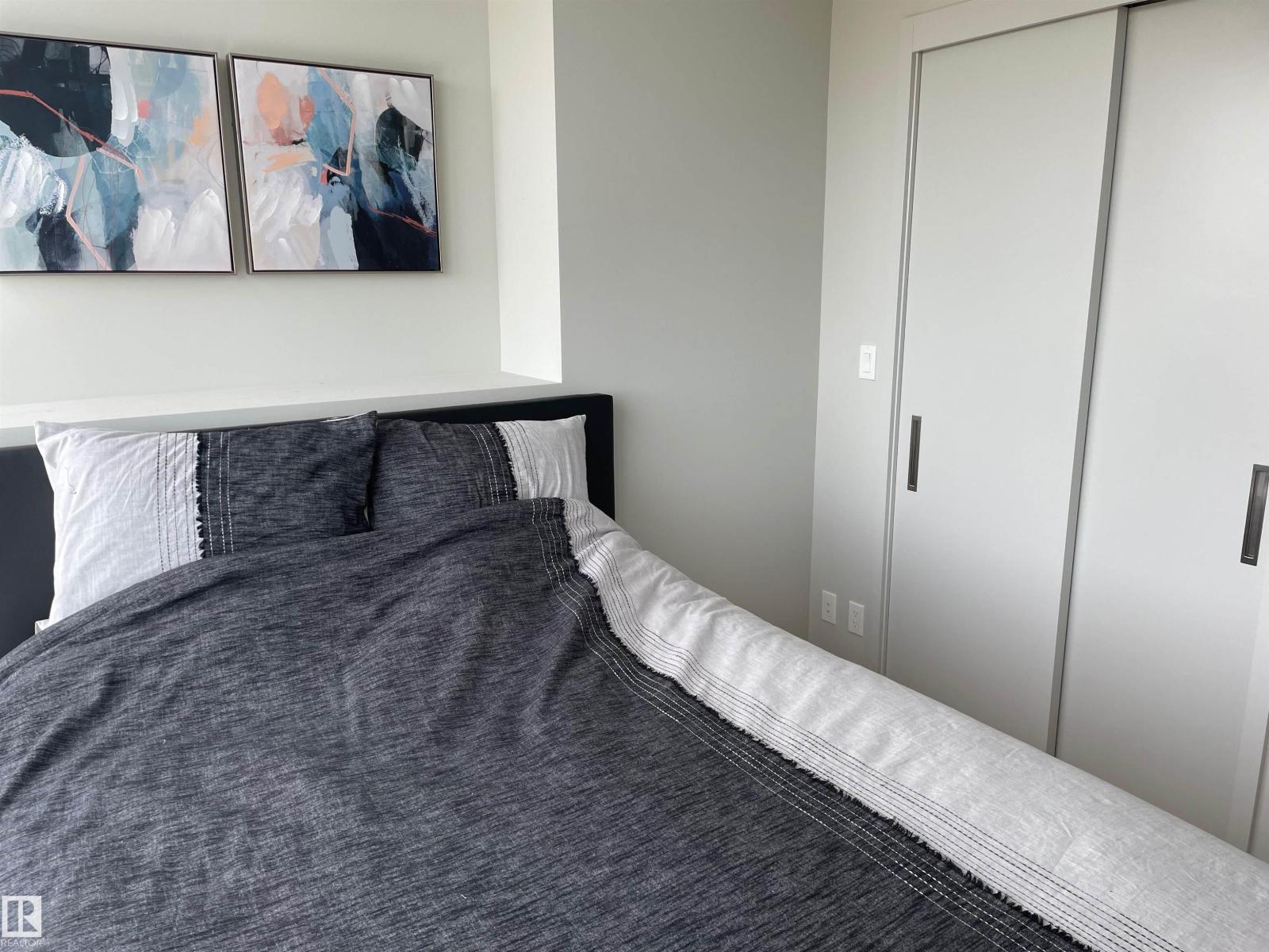 #3701 10360 102 ST NW - 9
