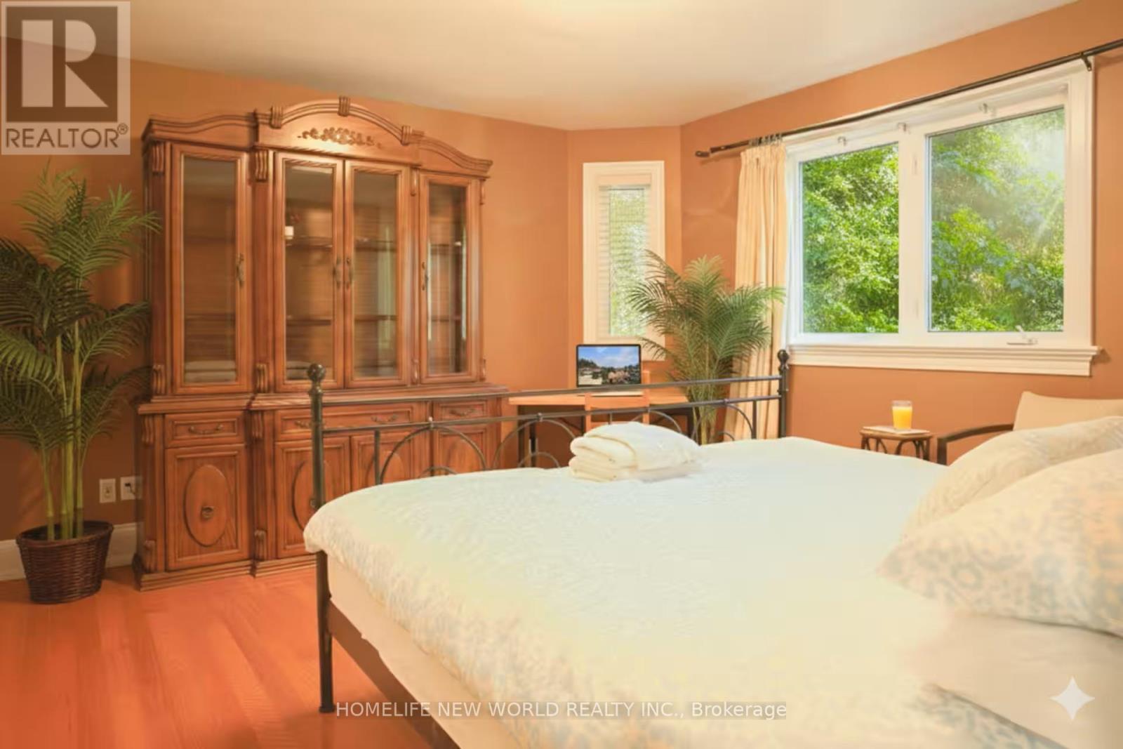 B24240 THORAH PARK BOULEVARD - 7