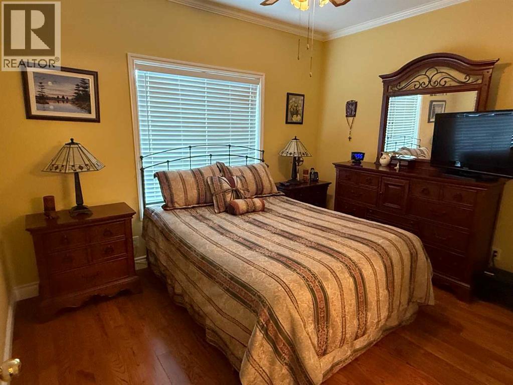 23 Skyline Crescent Crescent W - 10