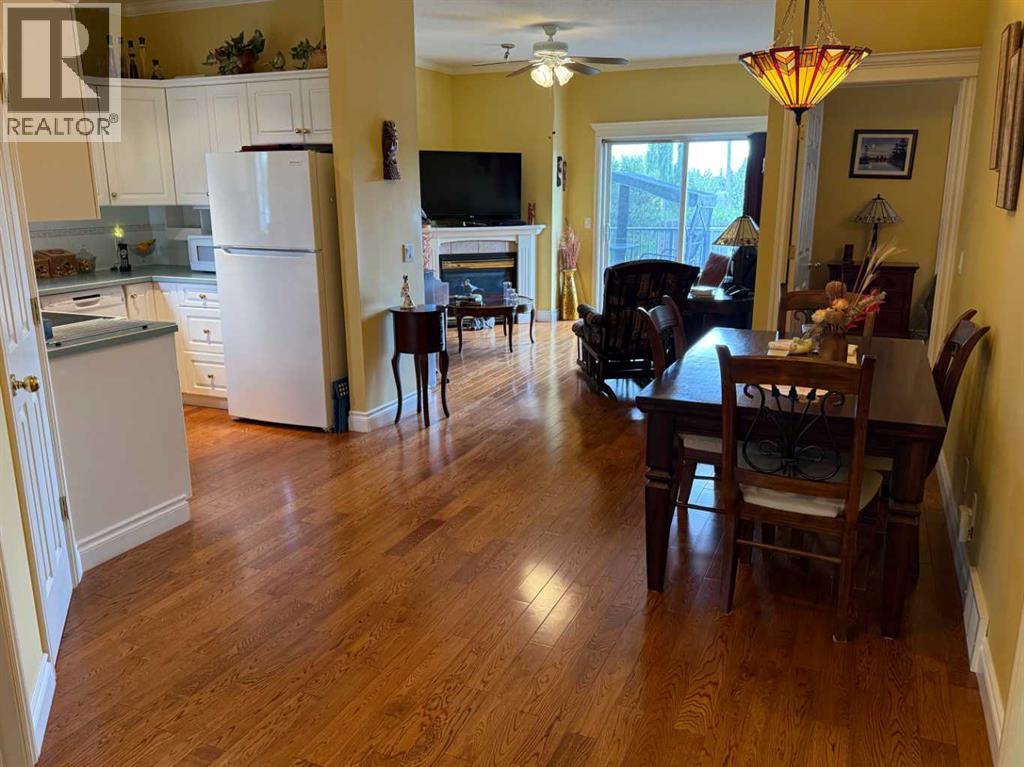 23 Skyline Crescent Crescent W - 4