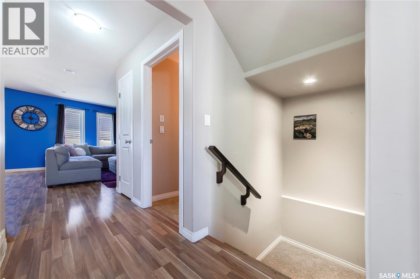 #2 547 East Hampton BOULEVARD - 7