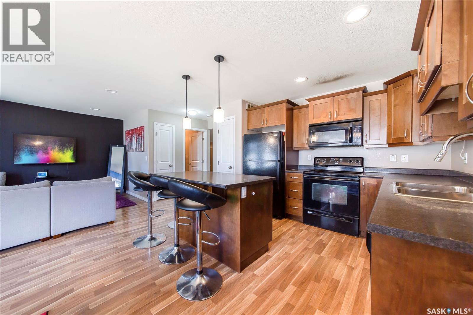 #2 547 East Hampton BOULEVARD - 15