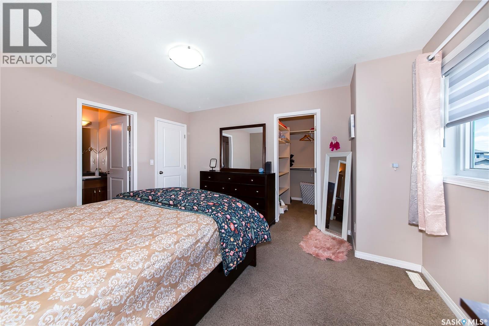 #2 547 East Hampton BOULEVARD - 27