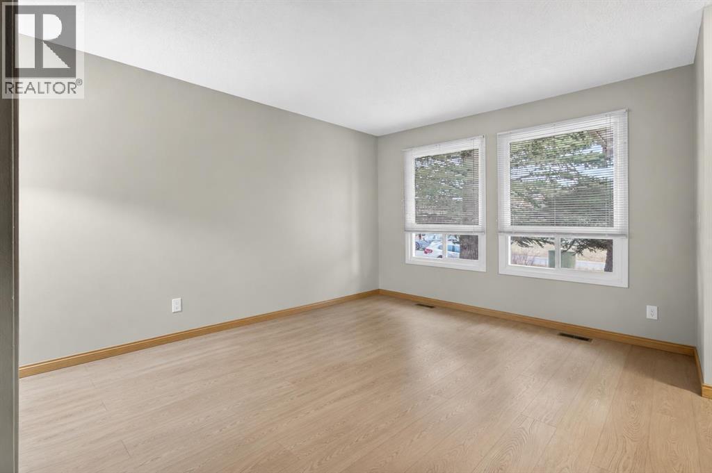 27 Bedford Road NE - 5