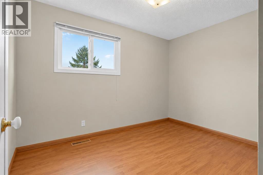 27 Bedford Road NE - 14