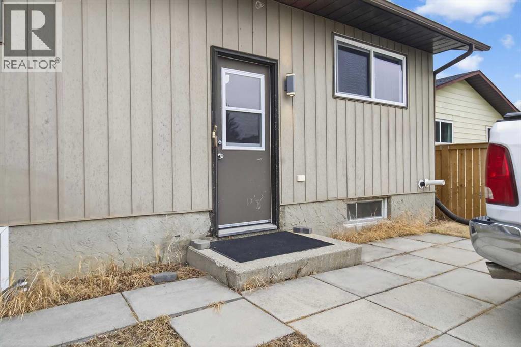 27 Bedford Road NE - 27