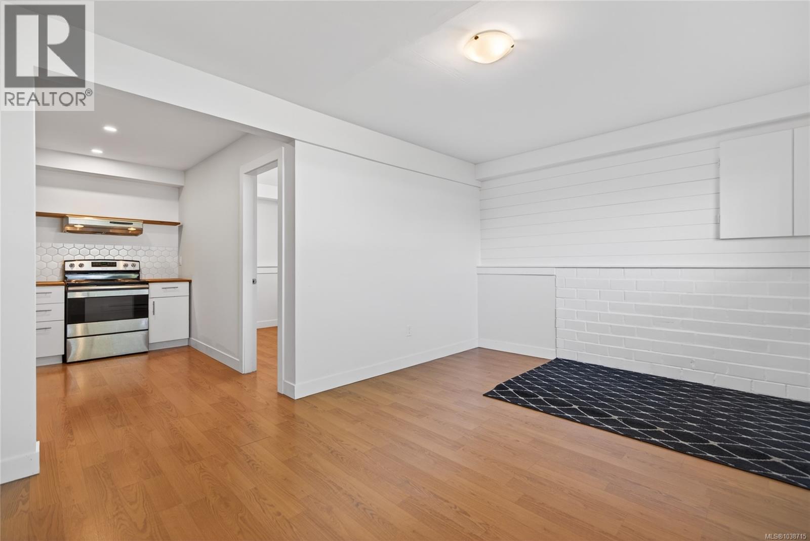 1130 26th St - 14