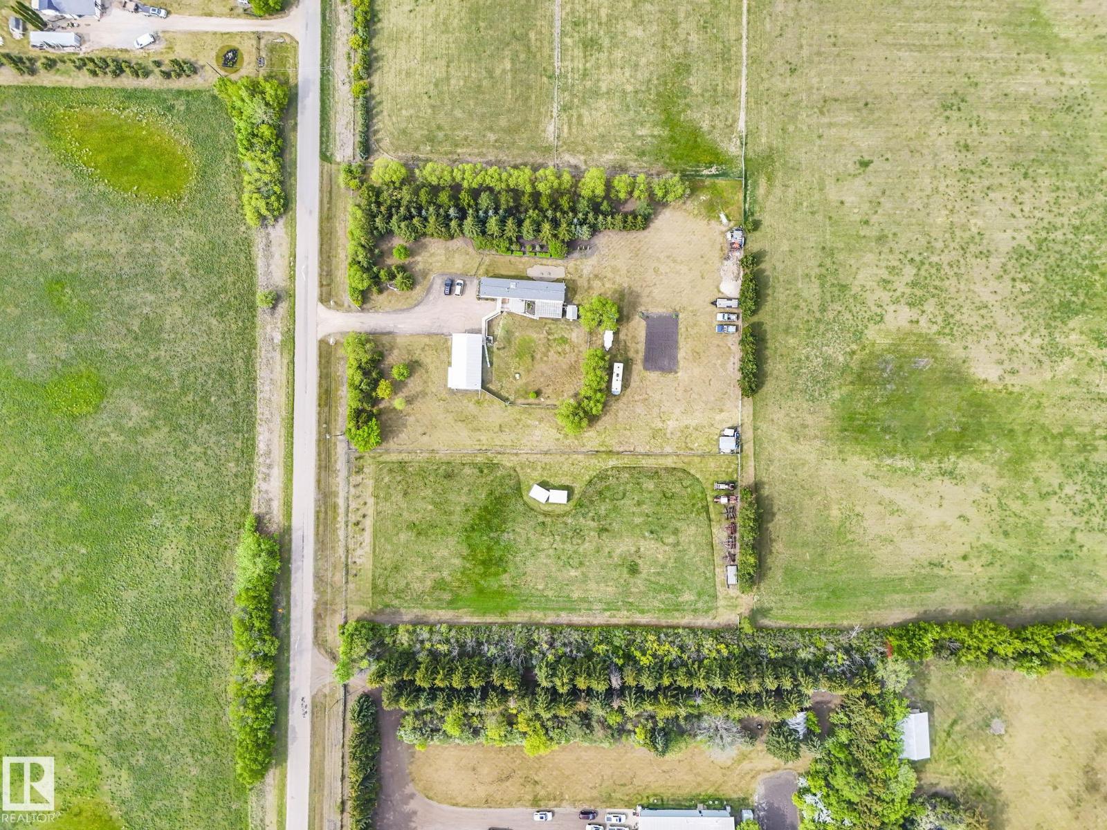 53133 RGE ROAD 223 - 4