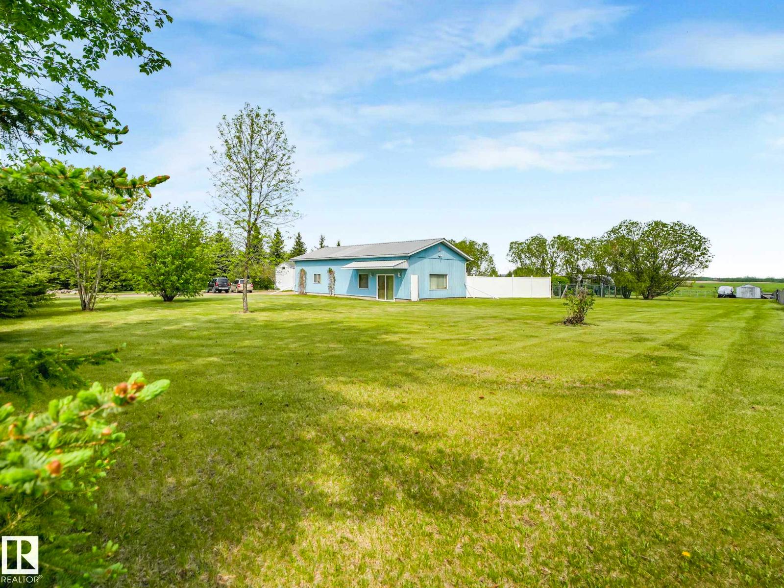 53133 RGE ROAD 223 - 11