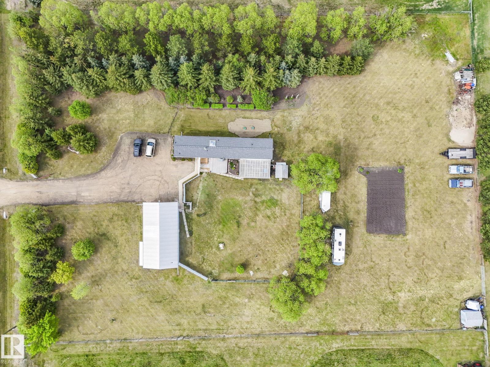 53133 RGE ROAD 223 - 3