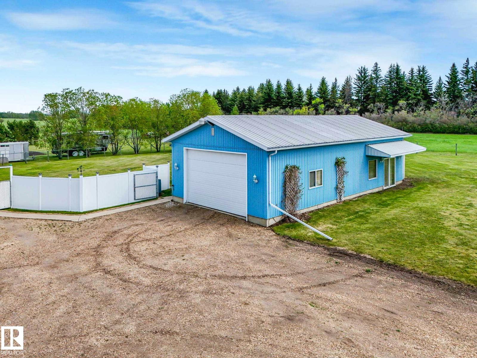 53133 RGE ROAD 223 - 25
