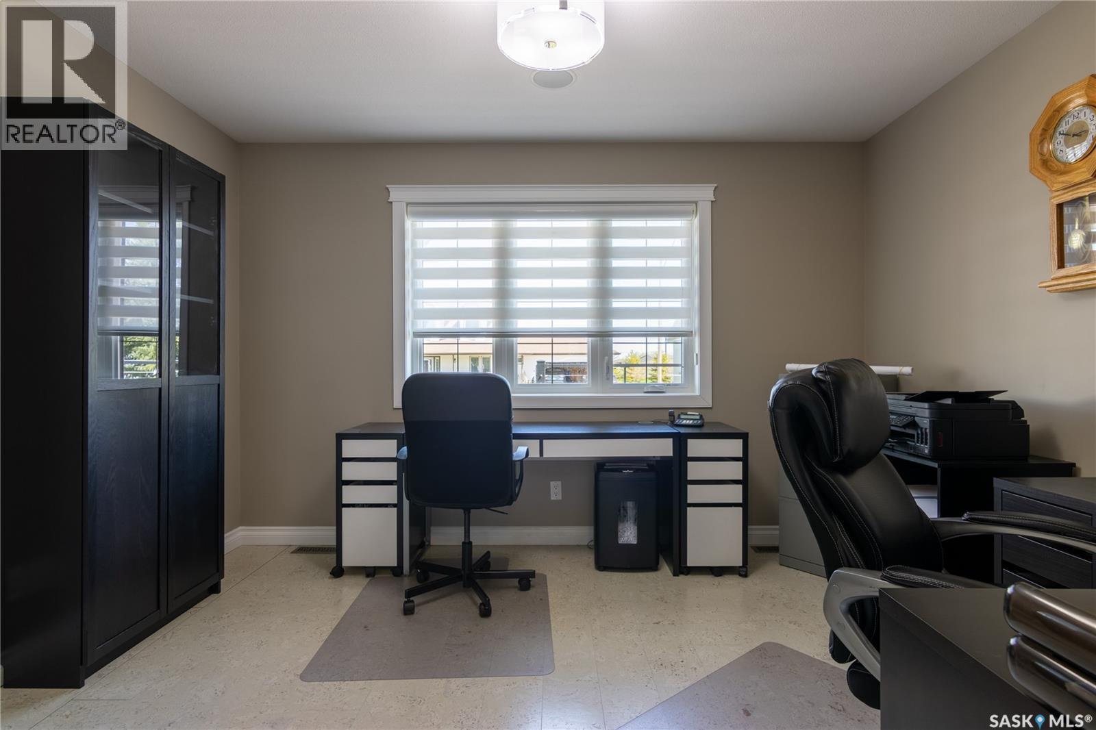 109 Cedar CRESCENT - 27