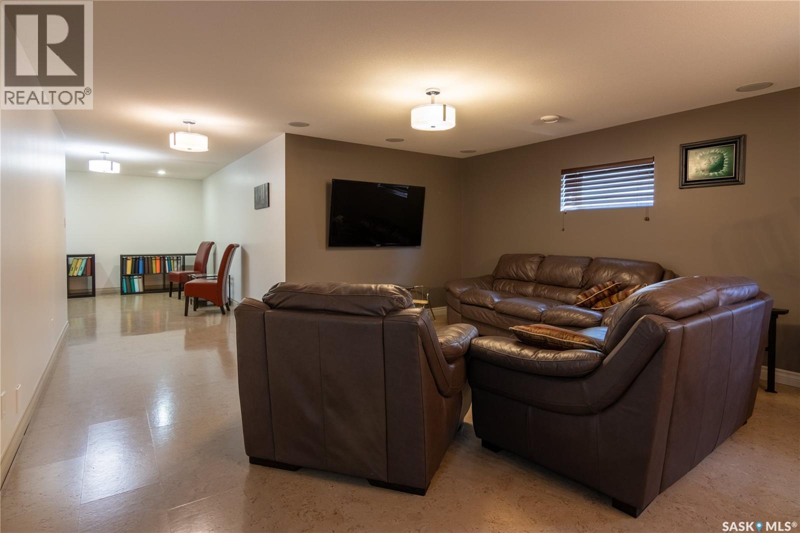 109 Cedar CRESCENT - 39