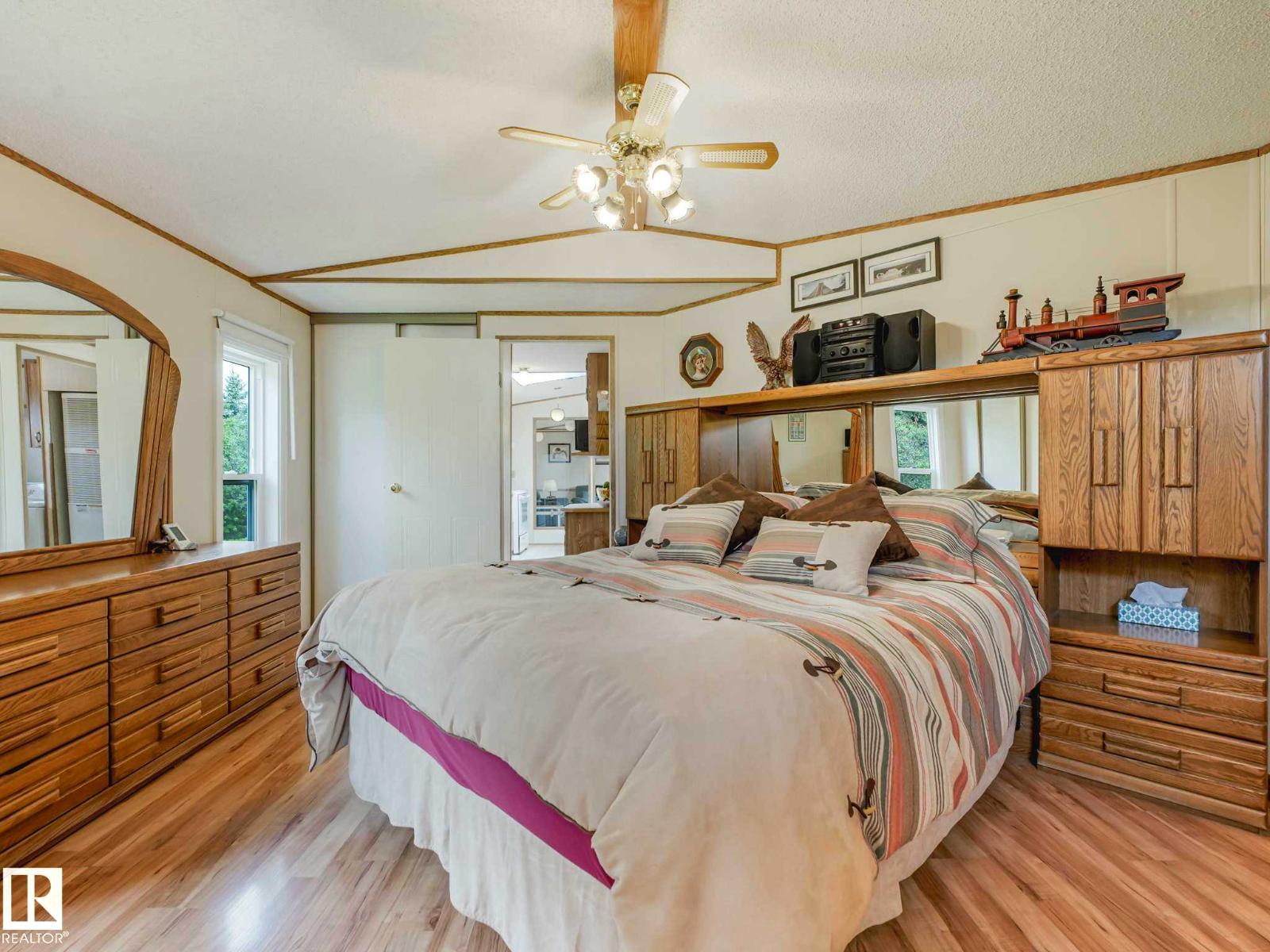 53133 RGE ROAD 223 - 48