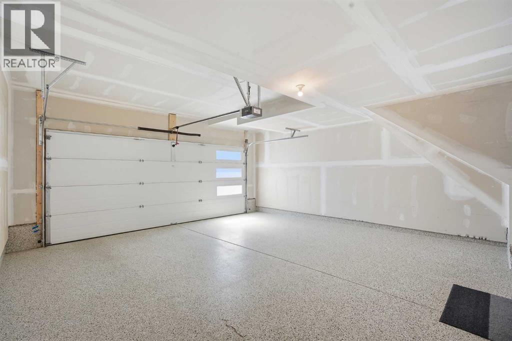 320 Harvest Hills Way NE - 31