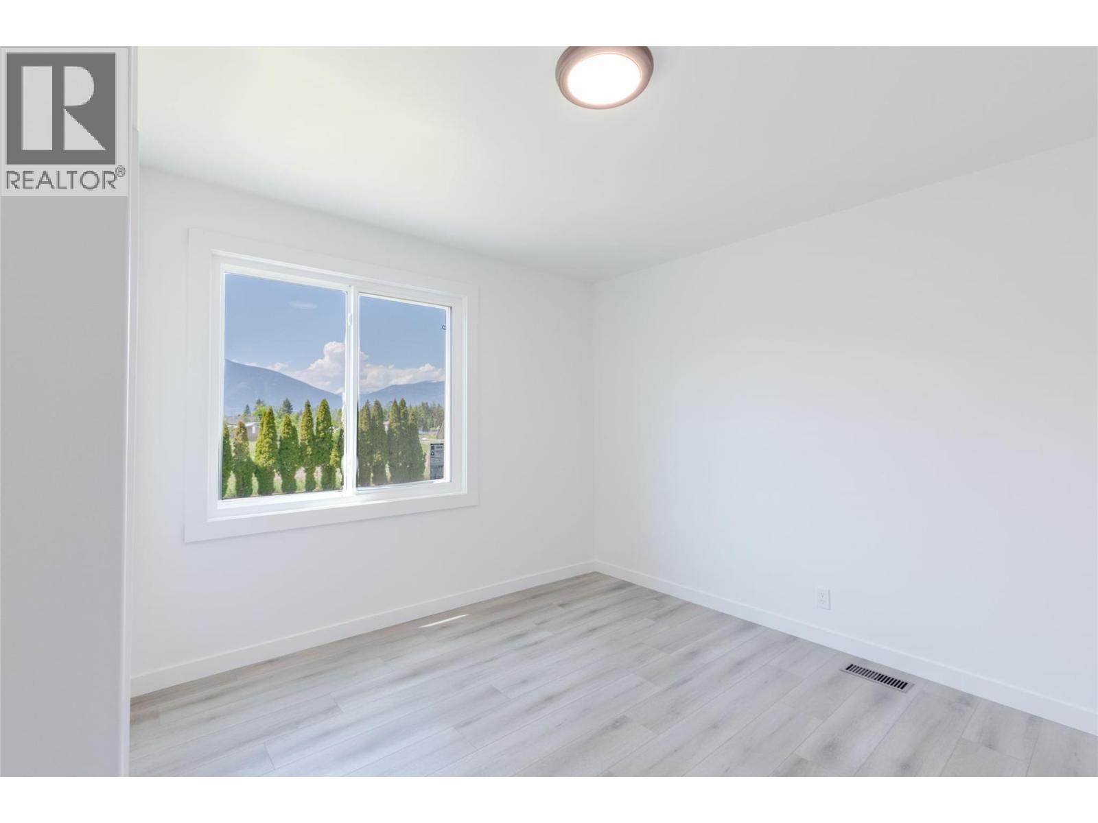 710 Devon Street - 18