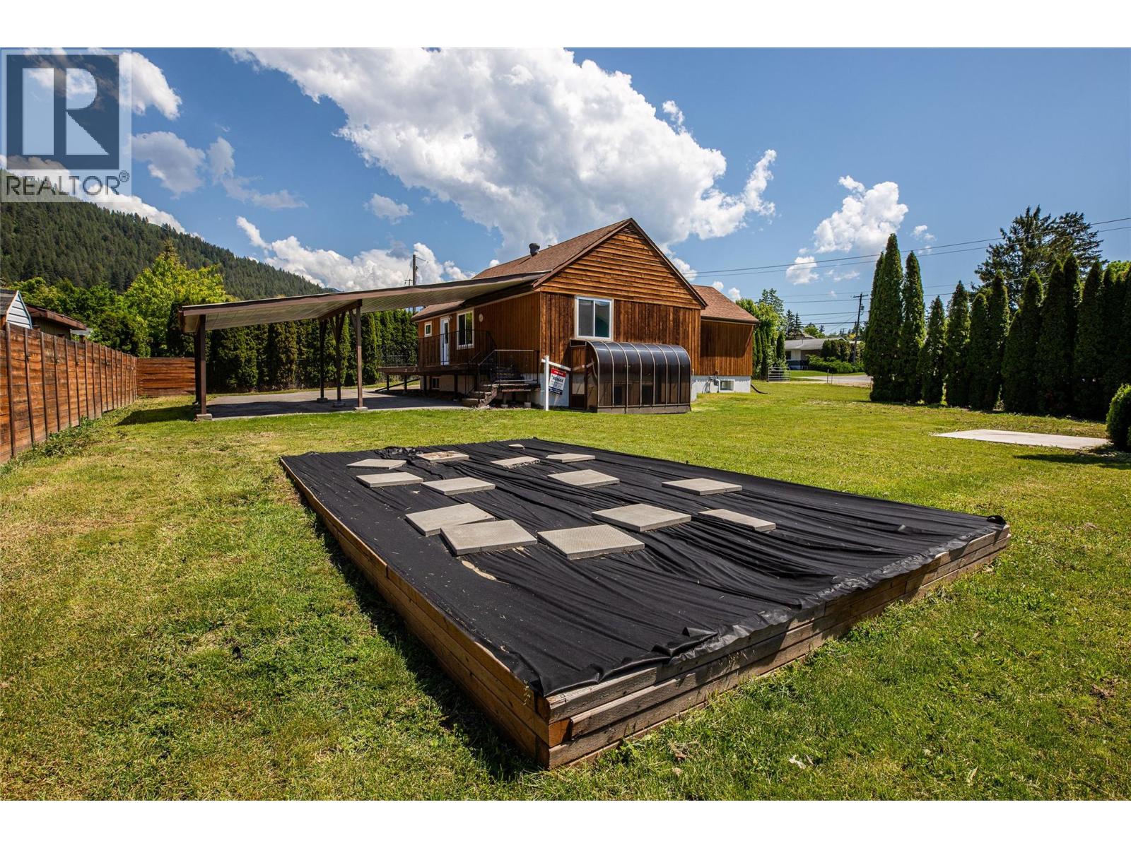 710 Devon Street - 5