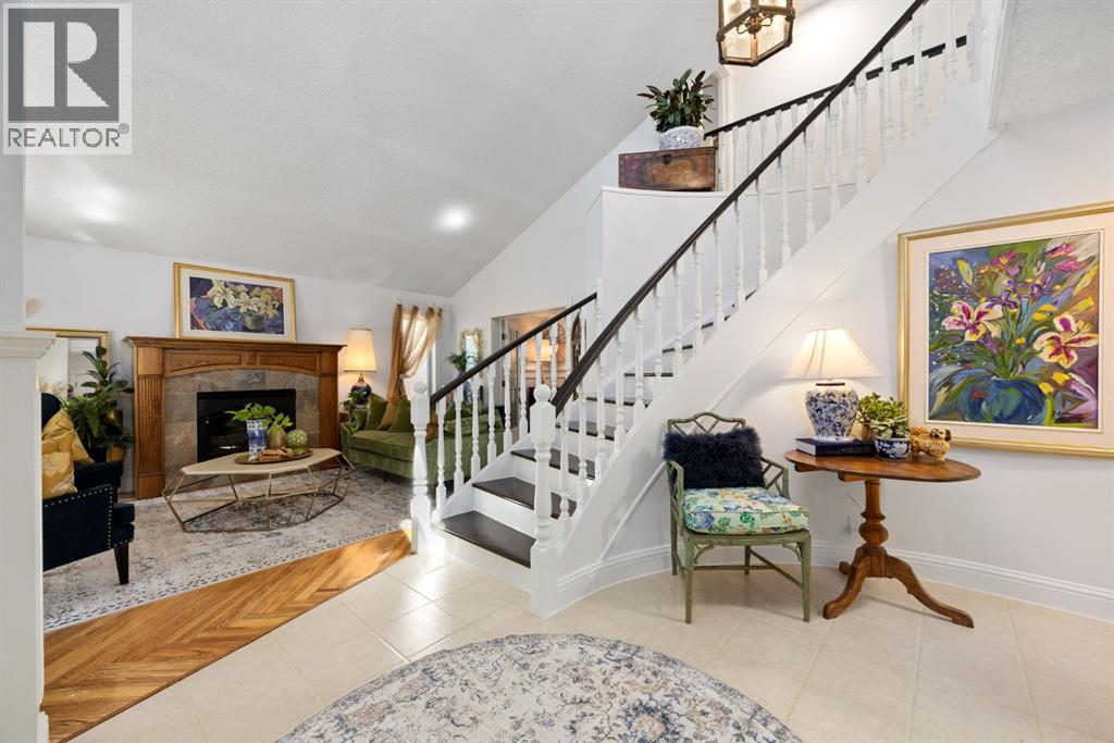 51 Woodridge Close SW - Image 3