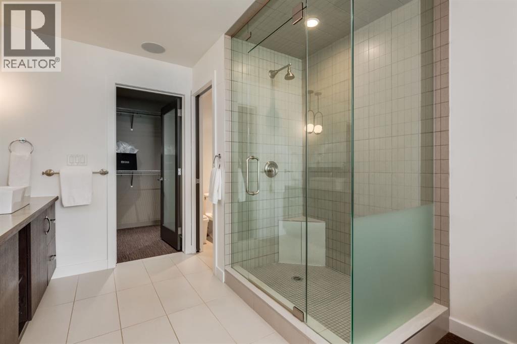 #1403 530 12 Avenue SW - 18