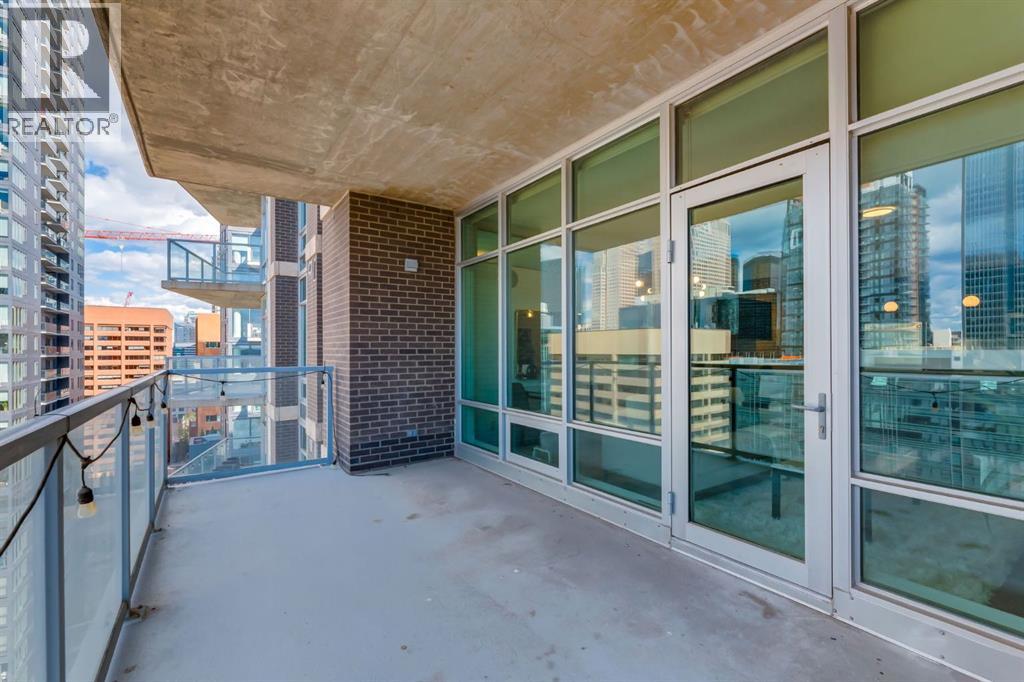#1403 530 12 Avenue SW - 28