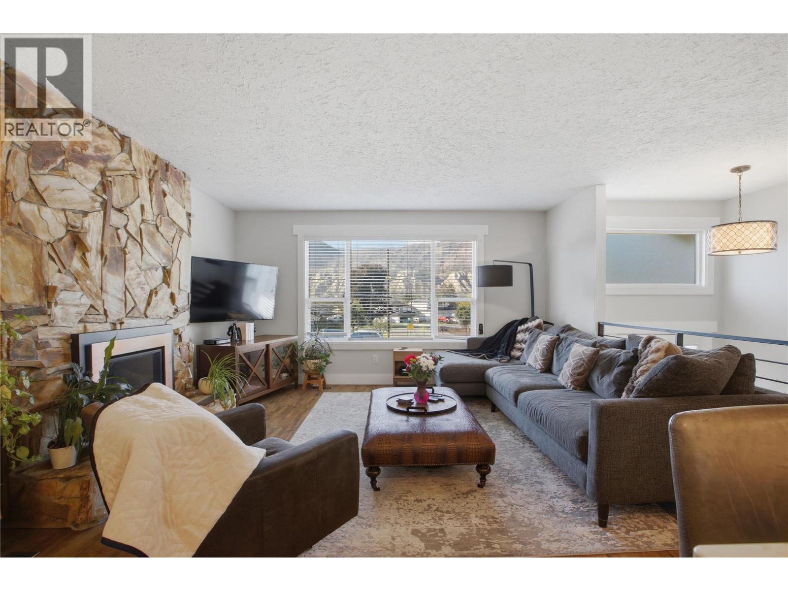 6273 DALLAS Drive - 21