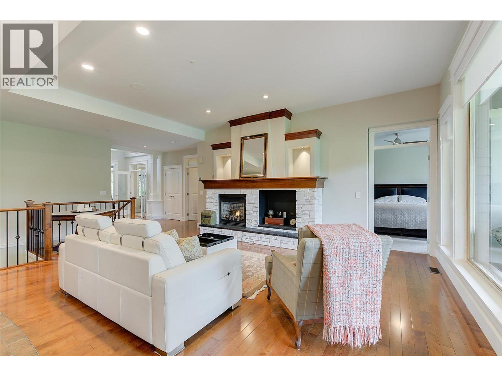 210 Dormie Place - 8