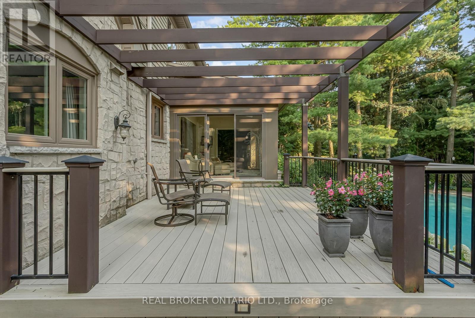 9 FLANDERS DRIVE - 42