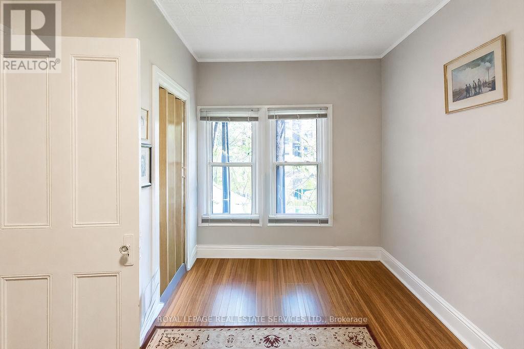 100 WENTWORTH STREET S - 15