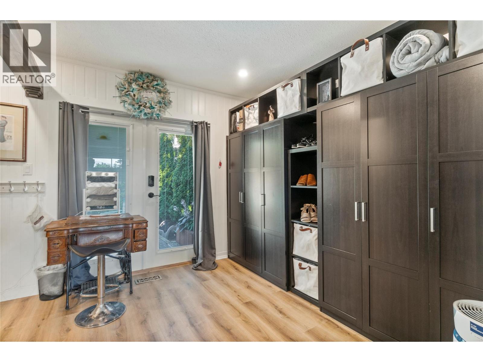 1850 28 Avenue NE - 35