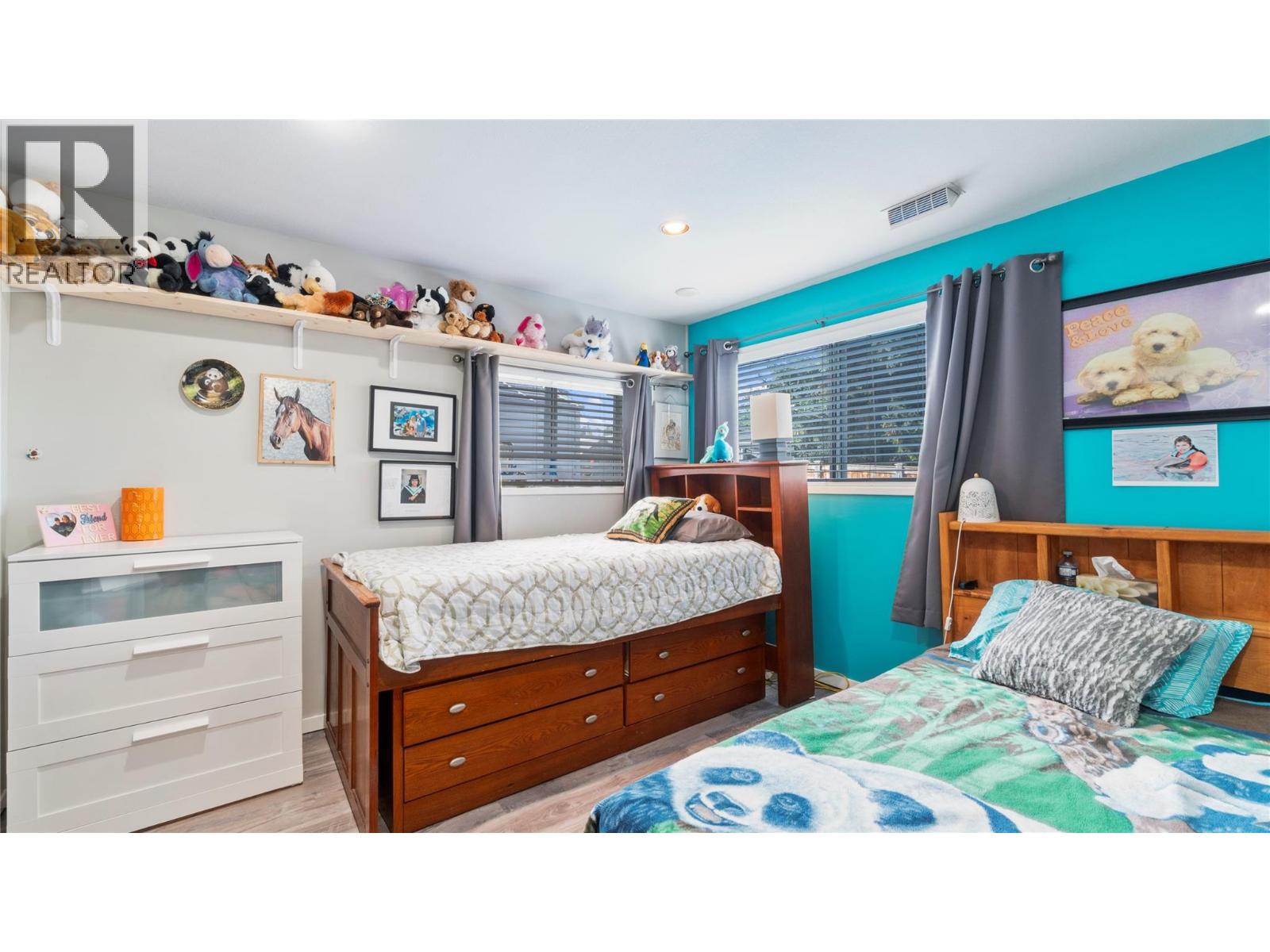 1850 28 Avenue NE - 43